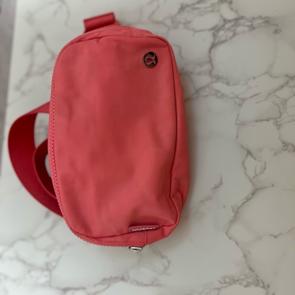 Lululemon Sakura Pink Everywhere Belt Bag 1L